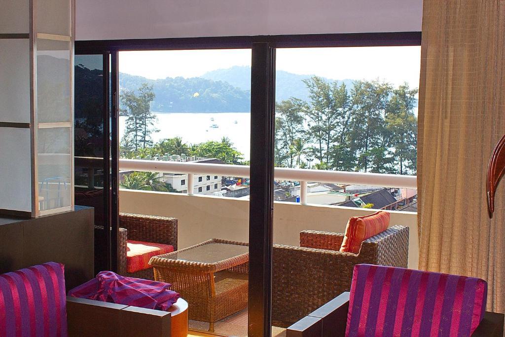 Patong Tower Holiday Rentals Zimmer foto